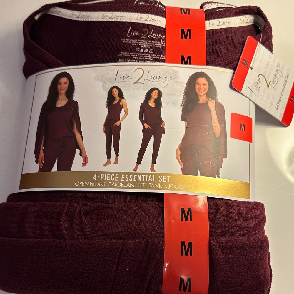 Live 2 Lounge Women's Burgundy 4-Piece Essential Set